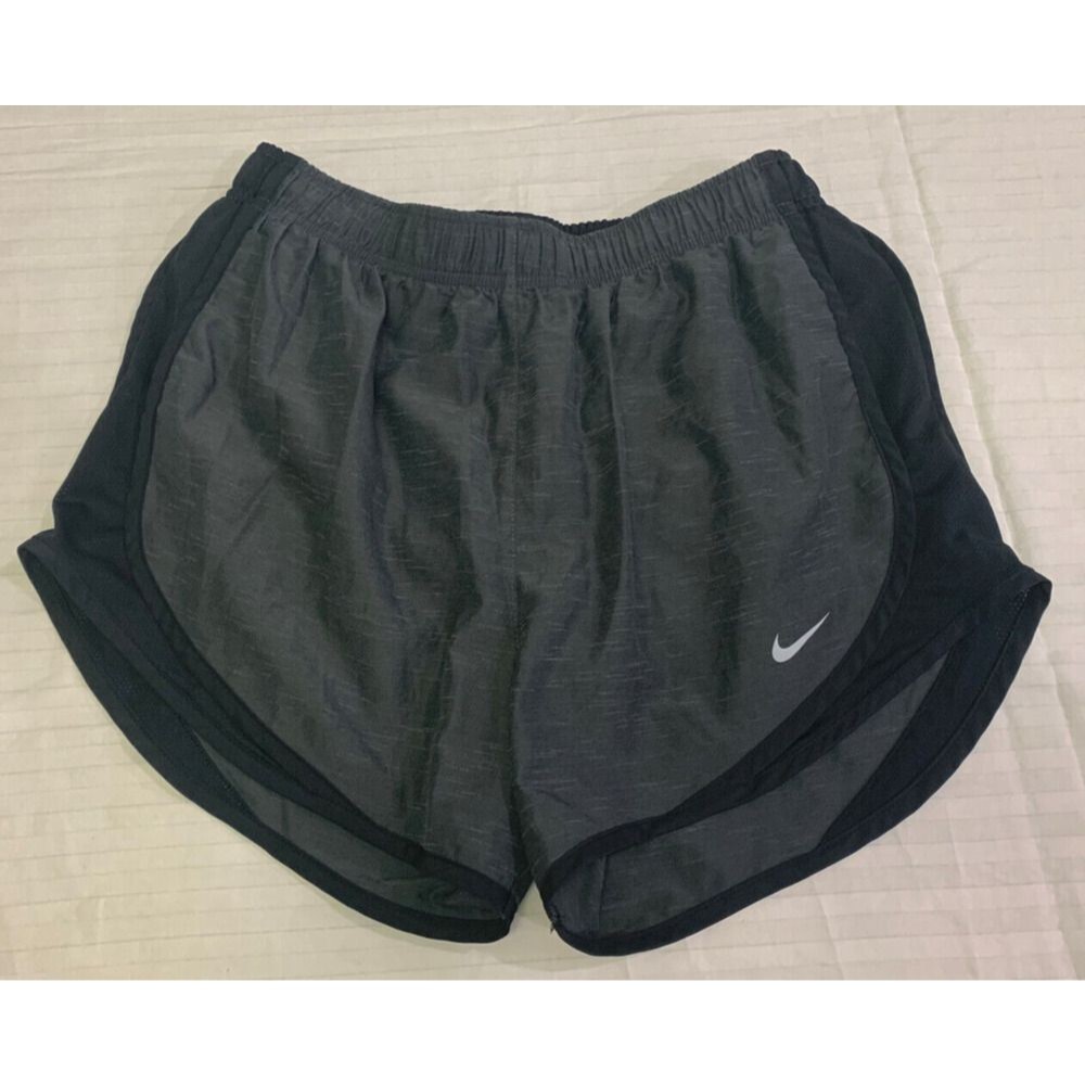 🍏🍏🍏 NIKE DRI FIT WOMENS ATHLETIC SHORTS SIZE M 🍏🍏🍏